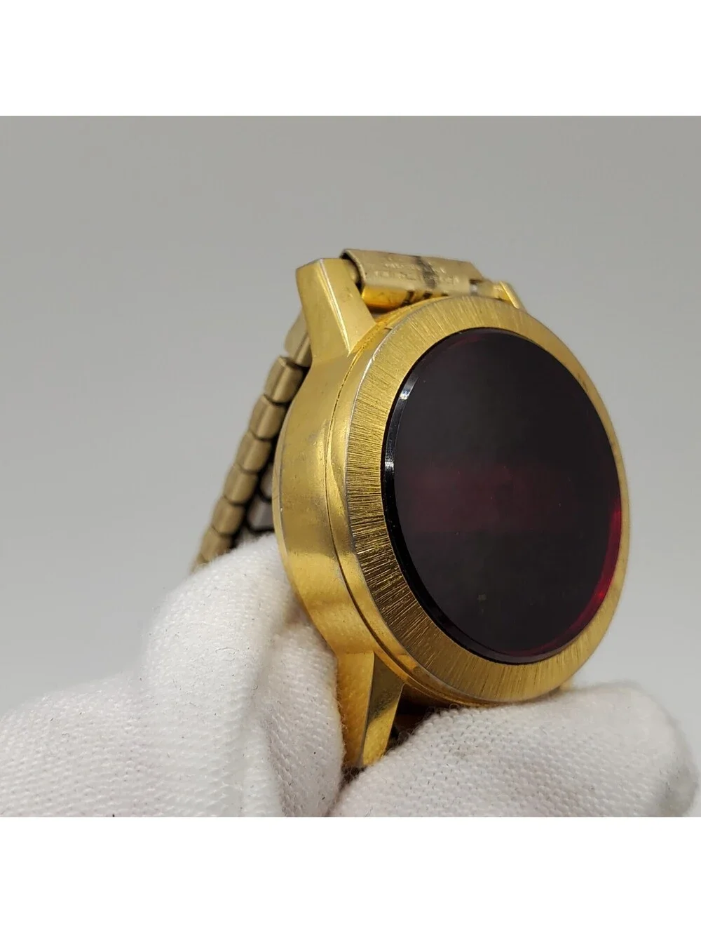 Vintage Bowmar Red Led Womens Watch 25mm Gold Tone For Parts Or Repair